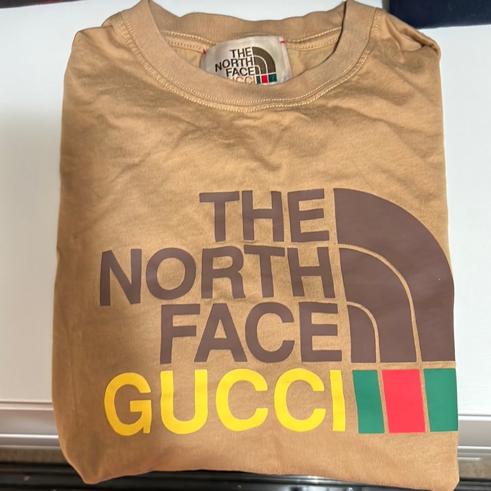 Gucci x North Face tshirt